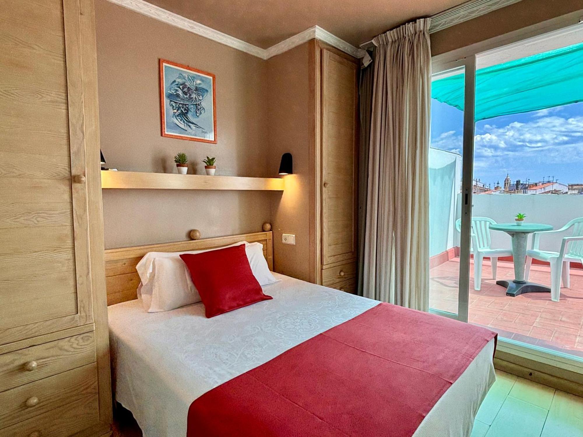 Hotel Piccadilly Sitges Eksteriør bilde